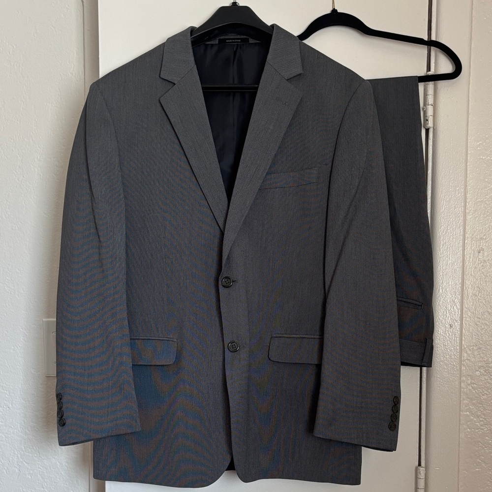 Van Heusen Charcoal Suit Set